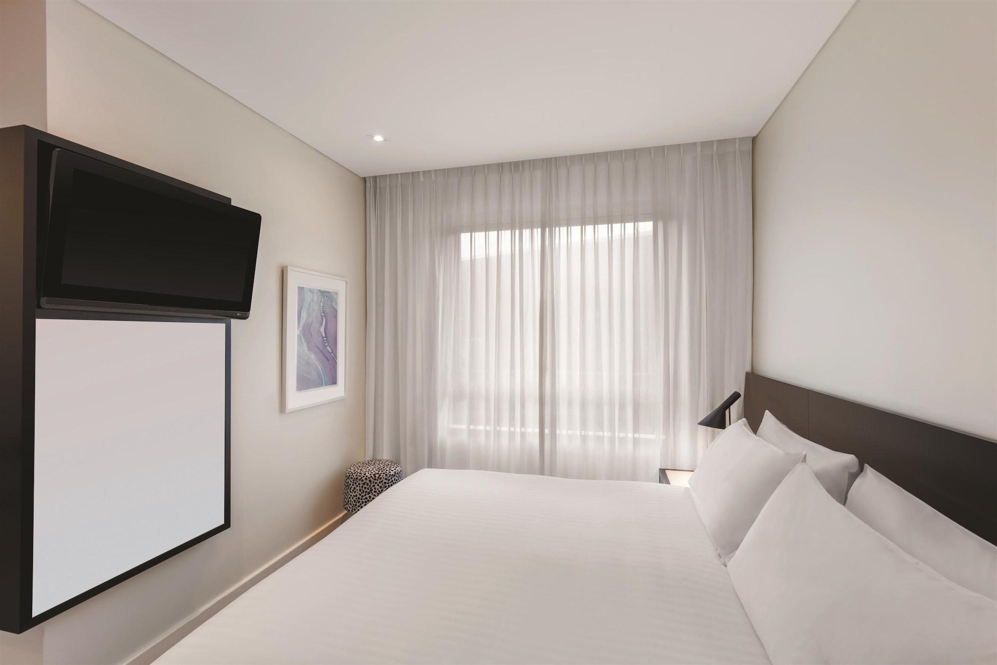 Adina Apartment Hotel Пърт Екстериор снимка