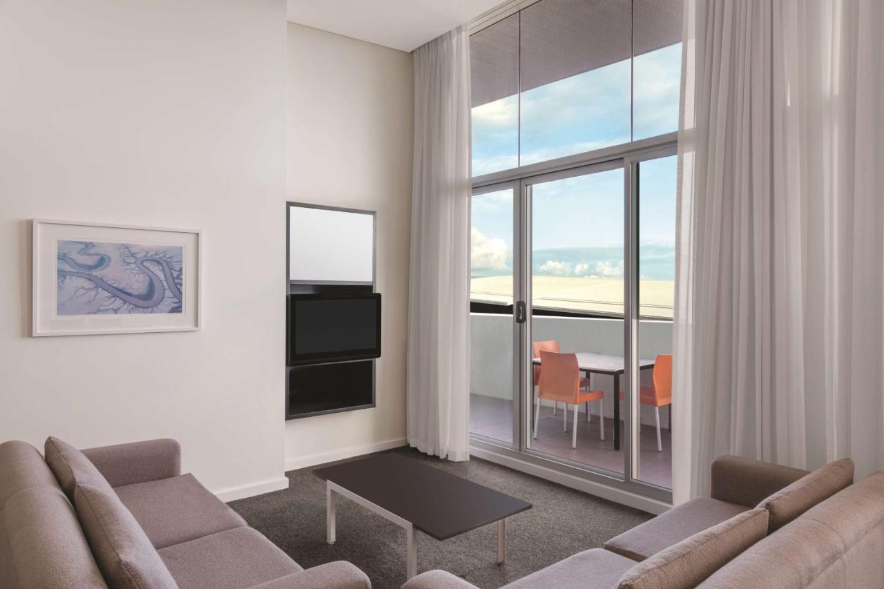 Adina Apartment Hotel Пърт Екстериор снимка