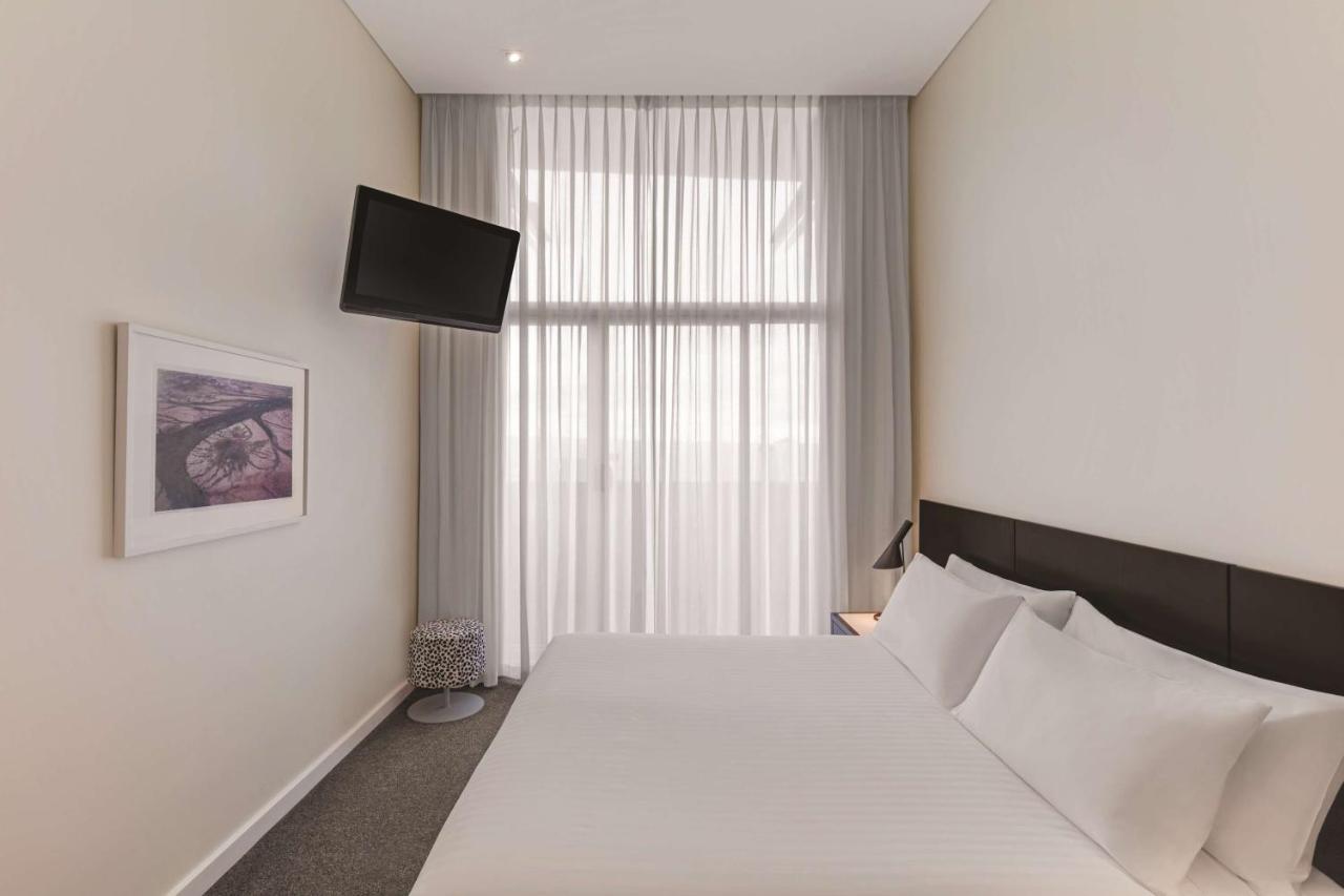 Adina Apartment Hotel Пърт Екстериор снимка