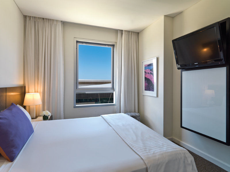 Adina Apartment Hotel Пърт Екстериор снимка