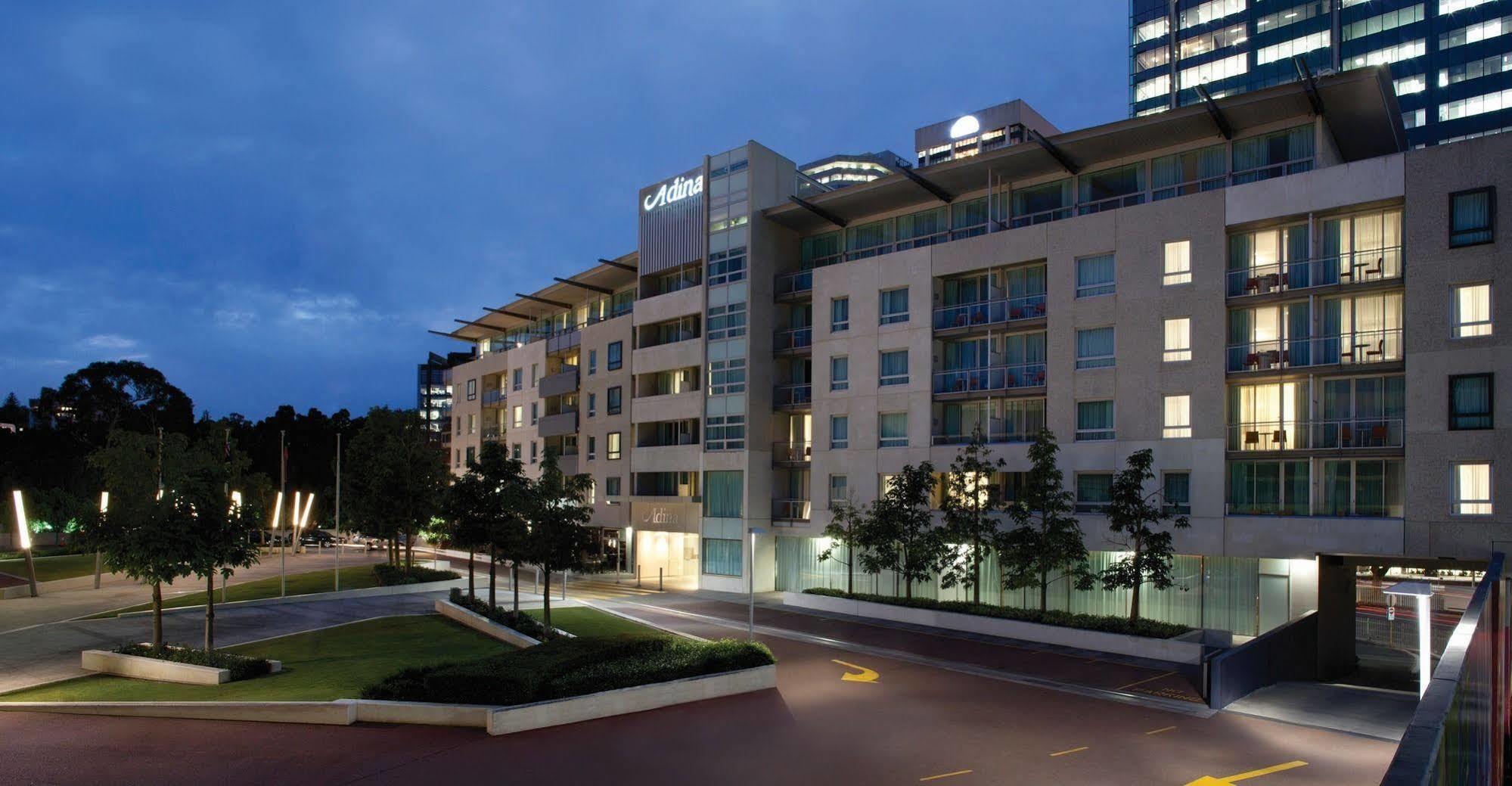Adina Apartment Hotel Пърт Екстериор снимка