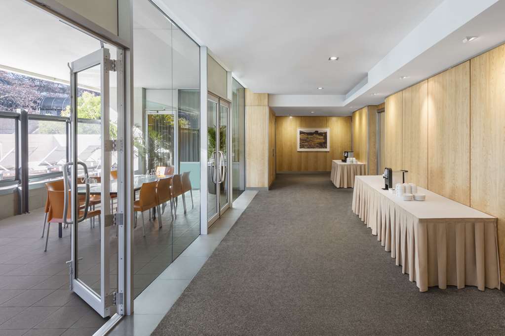 Adina Apartment Hotel Пърт Съоръжения снимка
